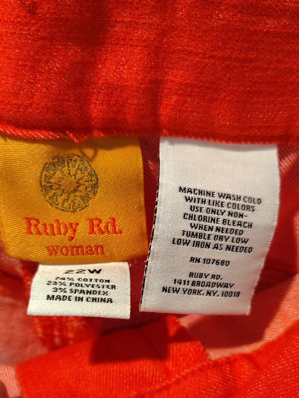 Ruby Rd. Men's Red Chinos - Picture 3 of 9
